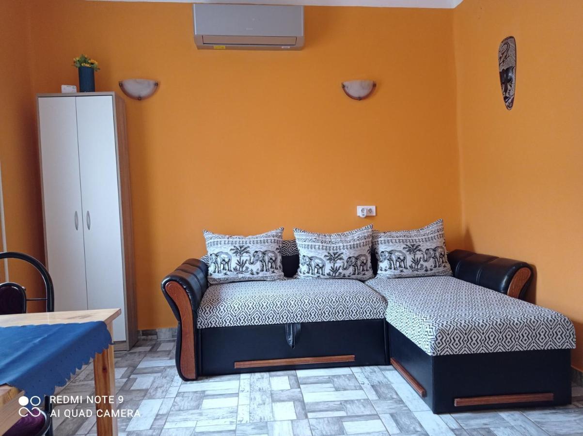 Borina Vendeghaz Villa Satoraljaujhely Luaran gambar